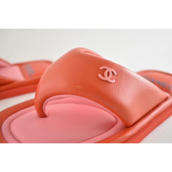 Chanel 22P Pink Red Lambskin Padded Pool Thong Logo Mule Slide Flat Sandal 37 - Picture 13 of 16